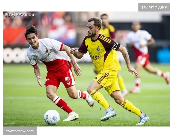 摩纳哥主帅许特尔延续攻势足球,4-3-3高位压迫战术追求快速反击。 摩纳哥主帅许特尔延续攻势足球,4-3-3高位压迫战术追求快速反击。